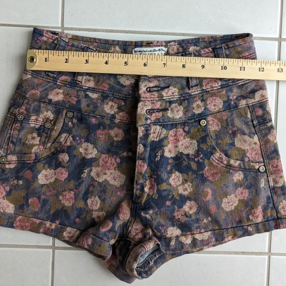 PARISIAN high waisted floral print purple and pink button fly denim shorts - Picture 7 of 11
